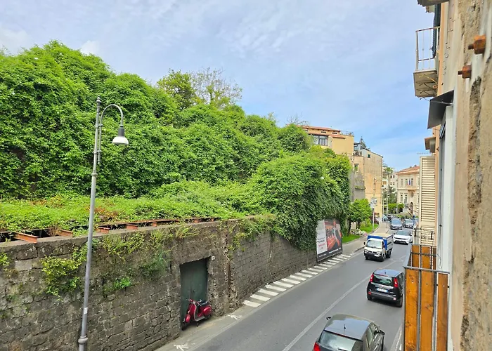 Casa Margi - Cozy By The Square *