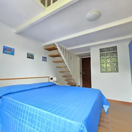 아파트 Casa Margi - Cozy By The Square *